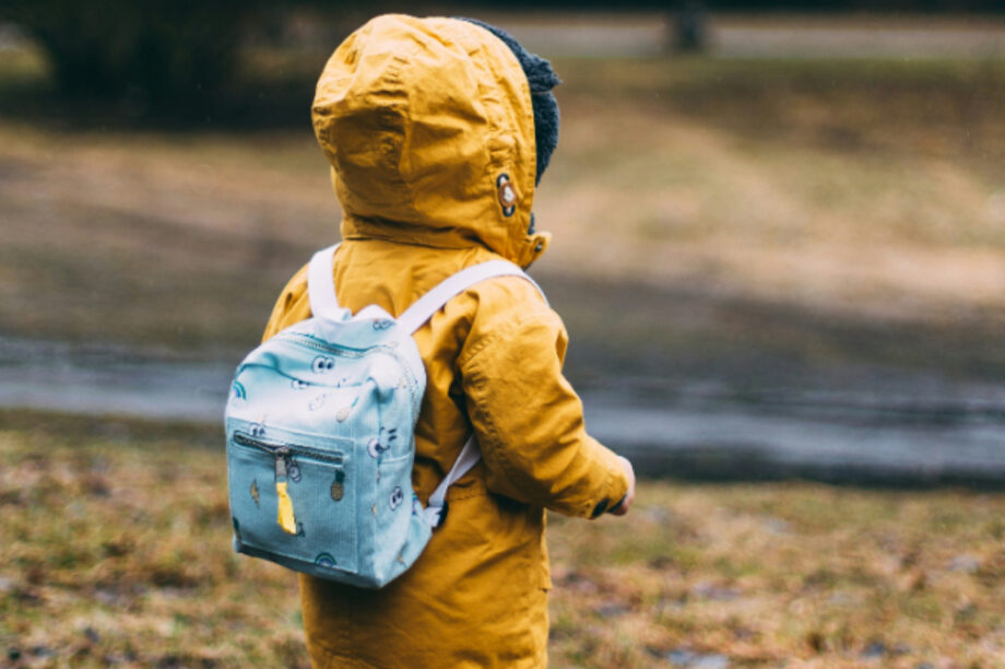 Παιδί πλάτη