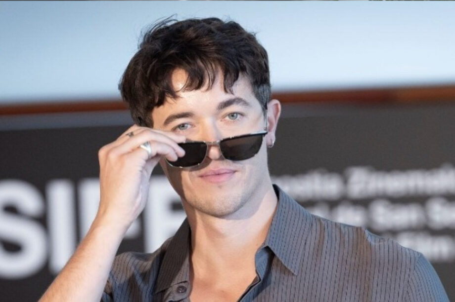 «People We Meet on Vacation»