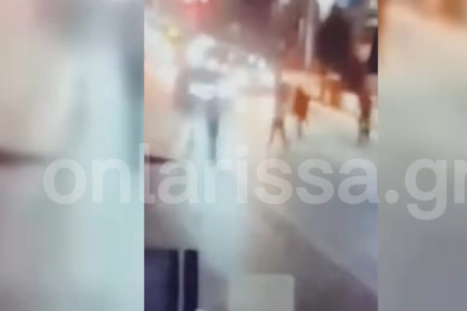 Η στιγμή της επίθεσης σε οπαδούς της ΑΕΛ στο Περιστέρι (βίντεο)