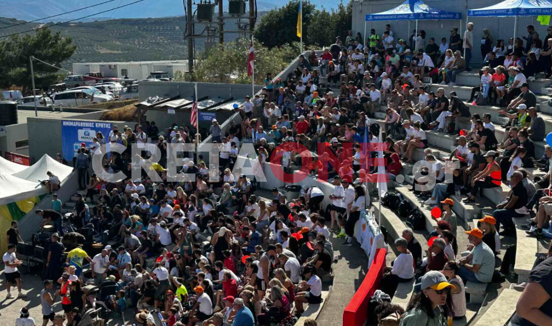 Οι τερματισμοί στον Ημιμαραθώνιο Κρήτης στο Αρκαλοχώρι (βίντεο)