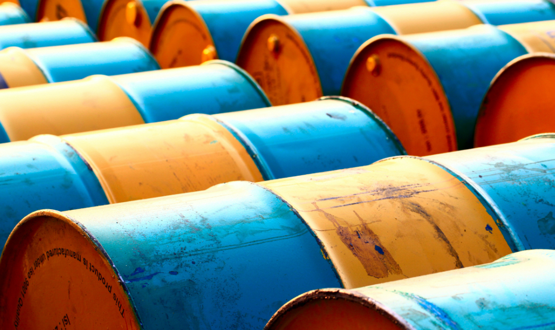 Άλμα άνω του 5% στην τιμή του πετρελαίου