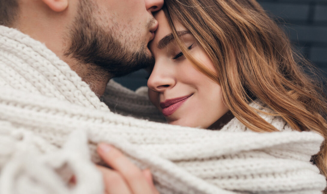 ζώδια έρωτας φιλί