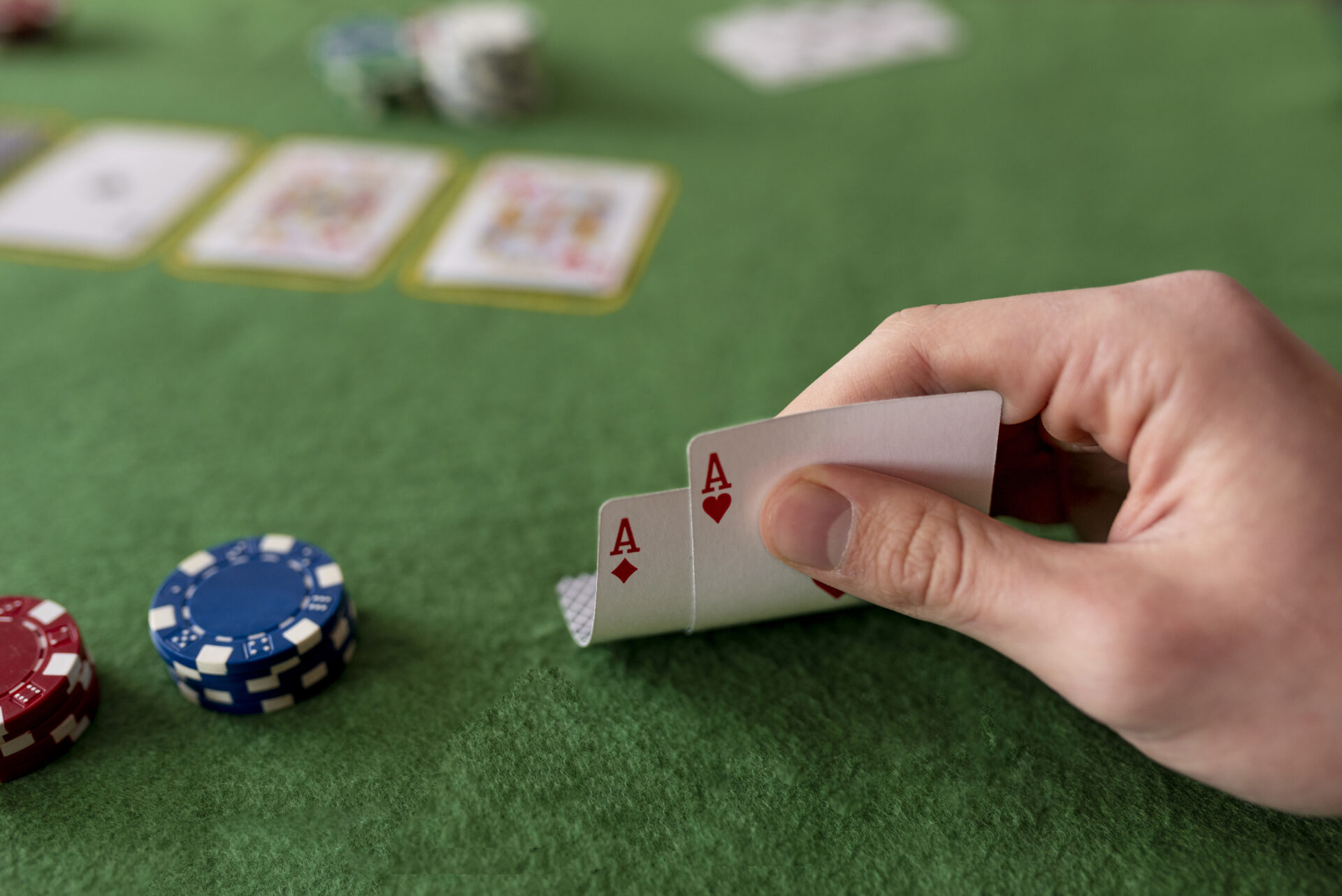 Poker: Παιχνίδι δεξιοτήτων ή τύχης;