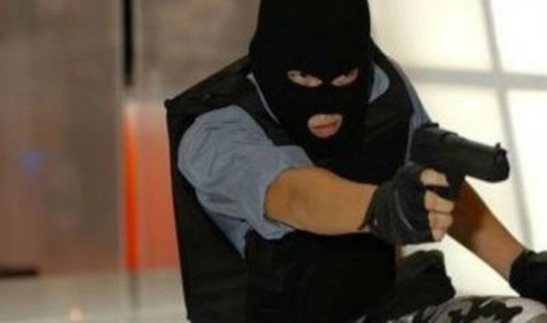 Άγριος ξυλοδαρμός 30χρονου στον Ωρωπό – Τον σφυροκόπησαν μέσα στην επιχείρησή του