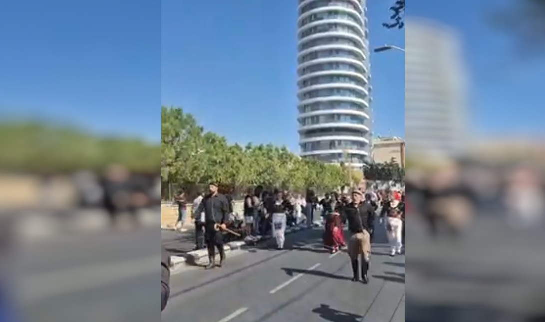 Παρέλασαν στην Κύπρο οι Κρητικοί – Δείτε το βίντεο