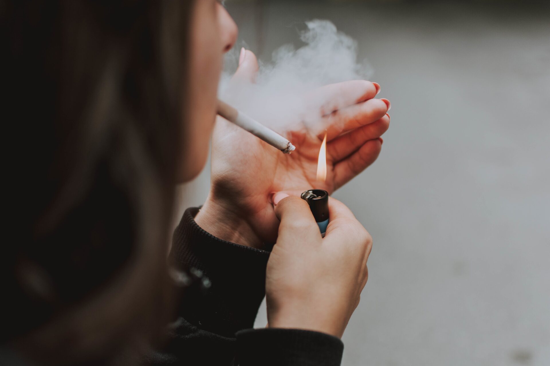 7 στις 10 Ελληνίδες είναι παχύσαρκες ή υπέρβαρες και καπνίστριες – Τι λέει η έρευνα