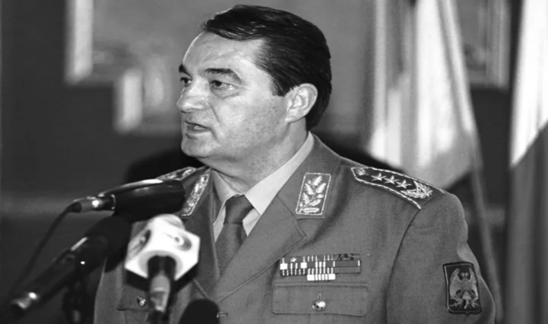 Απεβίωσε ο καταδικασμένος για εγκλήματα πολέμου, πρώην στρατηγός Νεμπόισα Πάβκοβιτς