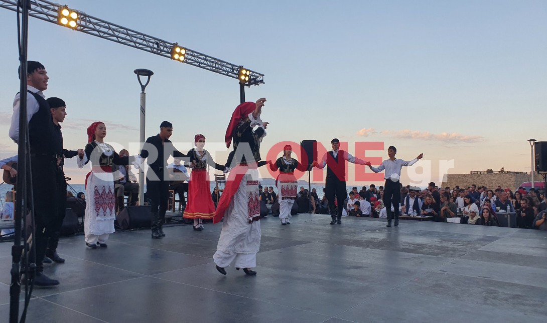Ηράκλειο: Απόψε «σμίγουν» οι καρδιές με γλέντι και χορό στην γιορτη της τσικουδιάς στον Καράβολα