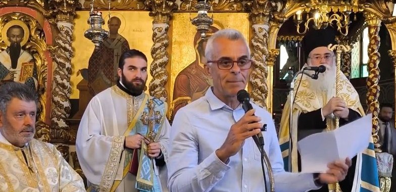 Αμετανόητος ο Μητροπολίτης Δωδώνης για τον εκπαιδευτικό με έξω τα πουκάμισα (βίντεο)