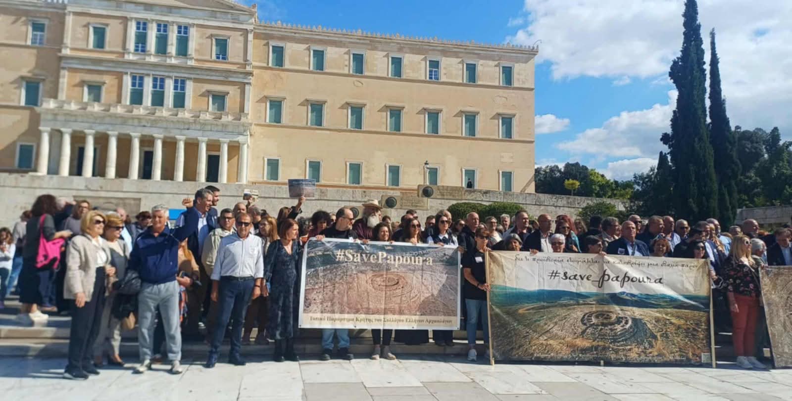 Η καρδιά της Παπούρας «χτύπησε» δυνατά στην Αθήνα – Δείτε φωτογραφίες