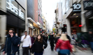 Ηράκλειο: Πότε ξεκινά το εορταστικό ωράριο των καταστημάτων