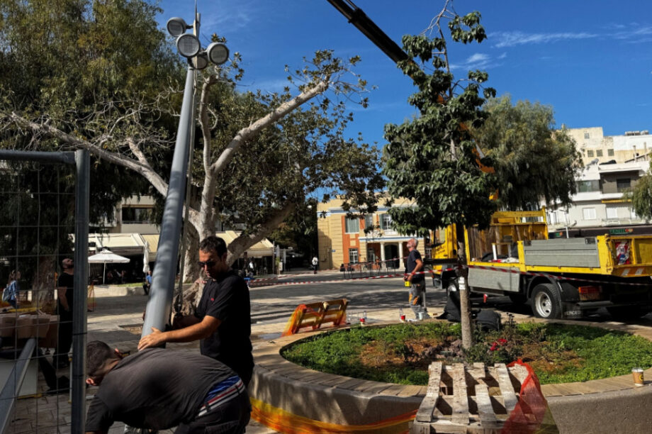 Φωτιστικά πλατεία Ελευθερίας