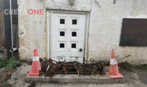 Η βροχή «έπνιξε» το Παλαιόκαστρο: Λάσπες και φερτά υλικά μέχρι και στις αυλές των σπιτιών – Δείτε εικόνες