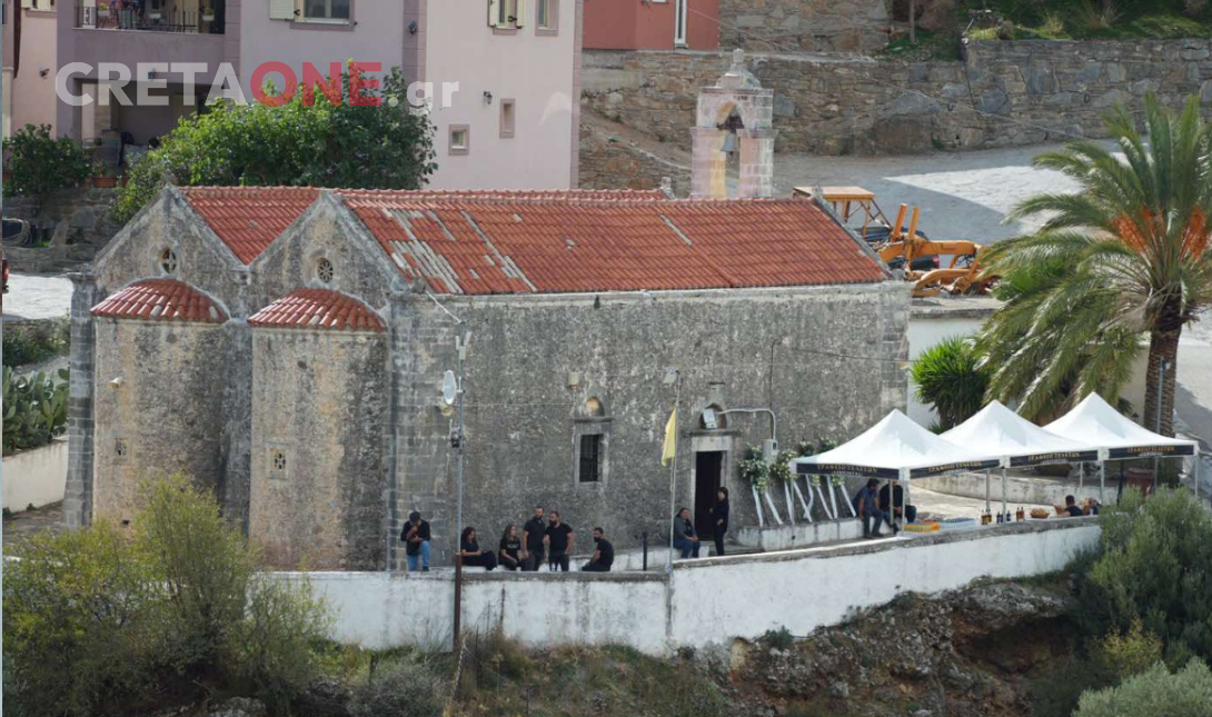 Βορίζια: Σε κλίμα οδύνης και φόβου η τελευταία πράξη της τραγωδίας: «Αστακός» το χωριό για την κηδεία του Φανούρη