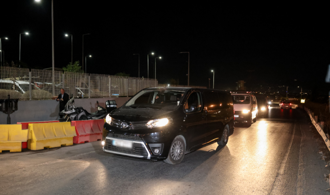 Μακελειό στα Βορίζια: Σε πηγάδια, σπηλιές ακόμη και σε μνήματα ψάχνουν τα όπλα του αιματοκυλίσματος