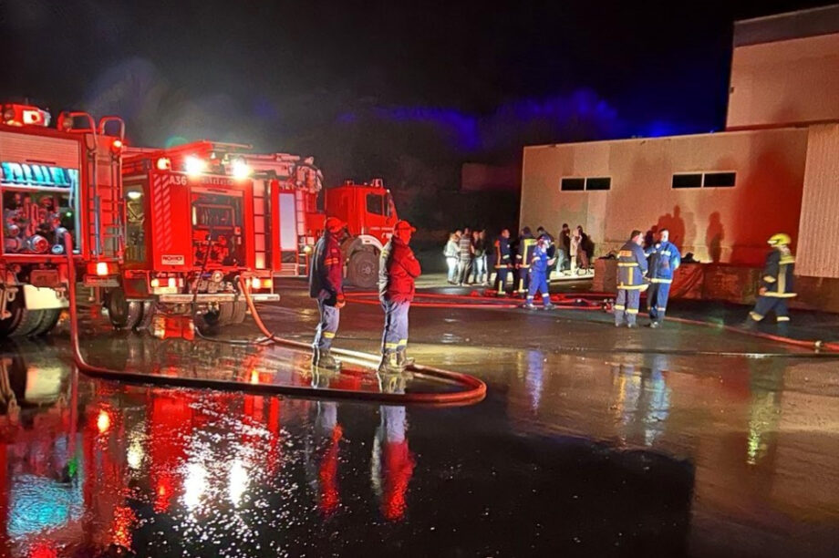 Φωτιά Ελιά Άγιος Ρωμανός Χερσόνησος αποθήκη τροφίμων