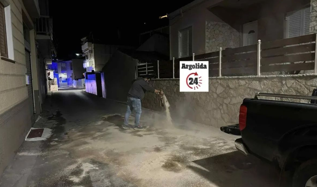 Έπεσε στο οδόστρωμα το λάδι της χρονιάς! Πάνω από 40 κιλά ελαιόλαδο κλαίει παραγωγός – Δείτε εικόνες