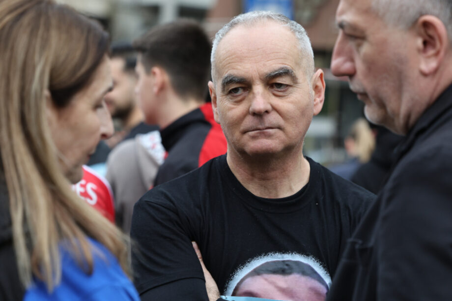 Άρης Καμπανός