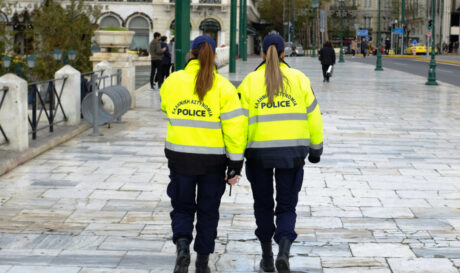 Γυναίκες Αστυνομία
