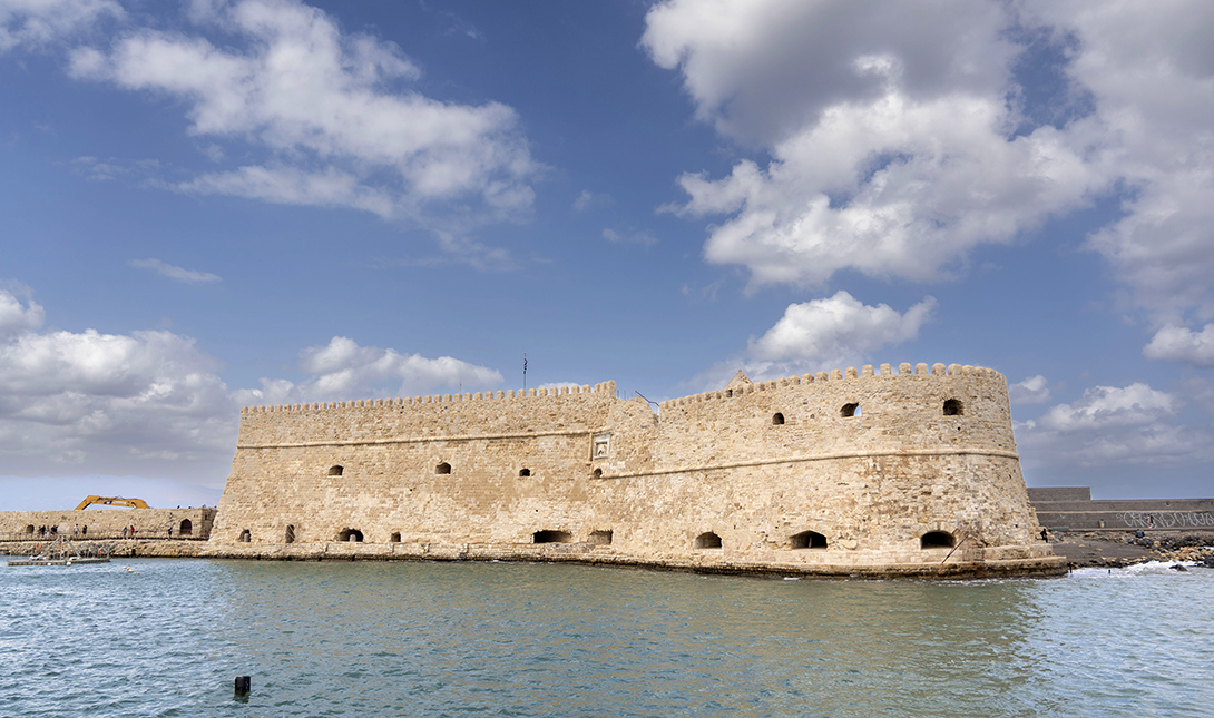 αναβατόριο Κούλες