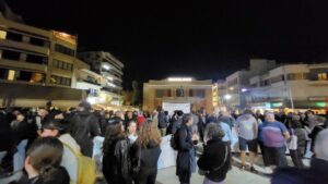 Ηράκλειο: Πλήθος κόσμου στην πορεία για το Πολυτεχνείο