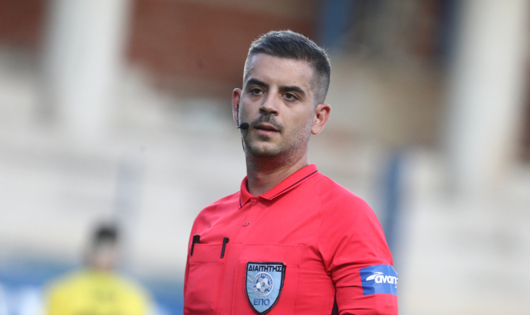 Γιουματζίδης διαιτητής