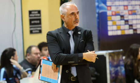 Καλμαζίδης Γιάννης όρθιος