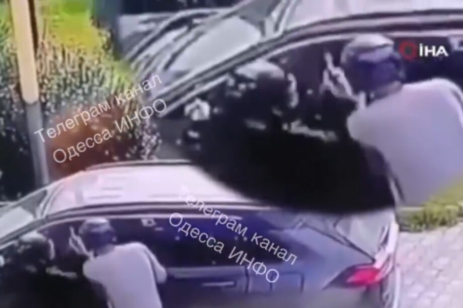 Άνδρας κτύπησε με το αυτοκίνητό του και σκότωσε ληστές που του έκλεψαν 35.000€ (βίντεο)