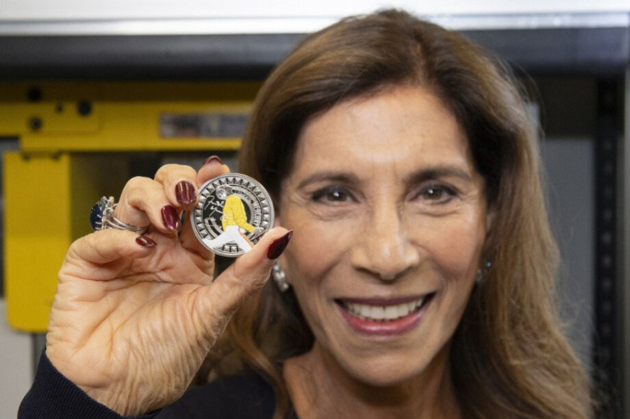 Ηνωμένο Βασίλειο: Κόπηκε νόμισμα προς τιμήν του Φρέντι Μέρκιουρι!