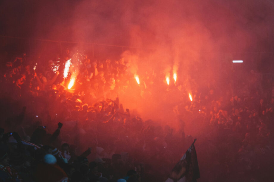 Οπαδοί Καπνογόνα