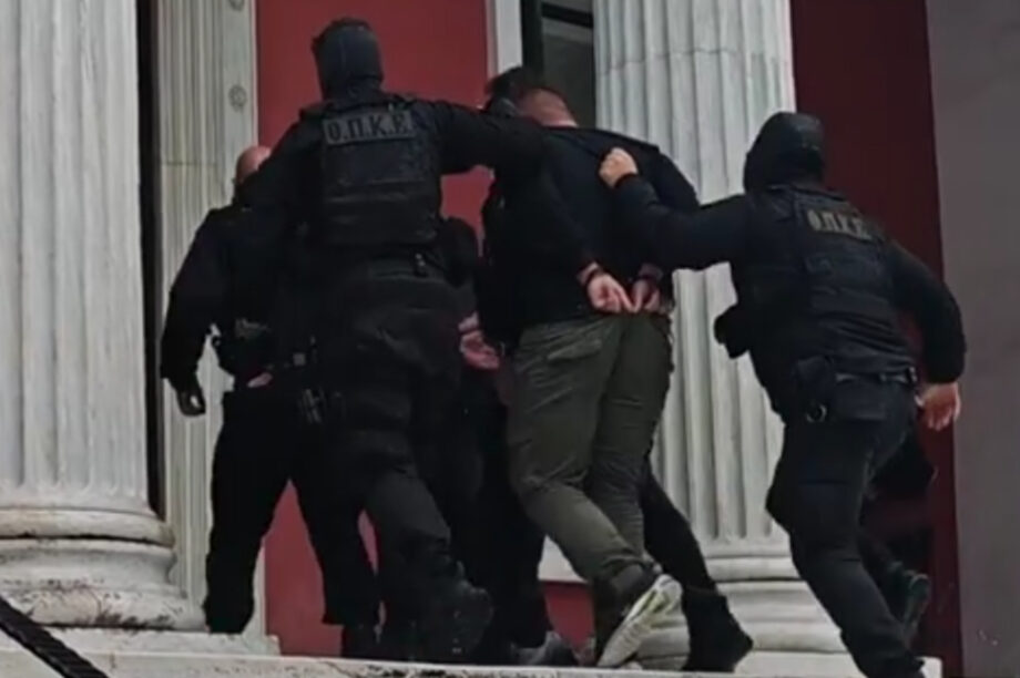 χαλκιδα 20χρονος