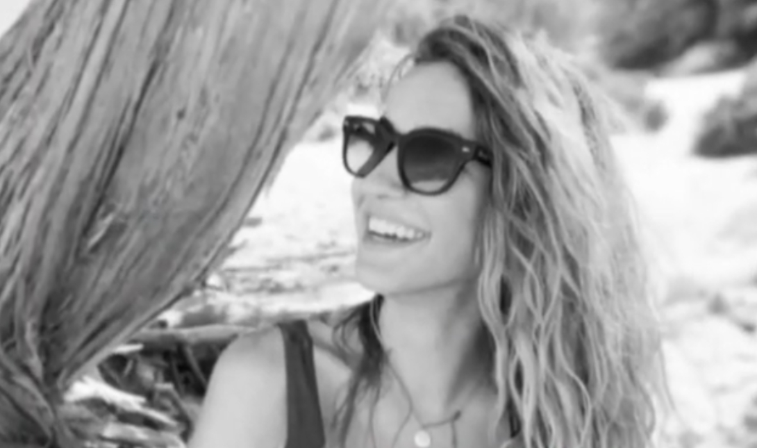 Φολέγανδρος: «Το παιδί μου είναι κάτω από τα μάρμαρα και αυτός ζητά μεταμέλεια και συγχώρεση», ξεσπά η μητέρα της Γαρυφαλλιάς