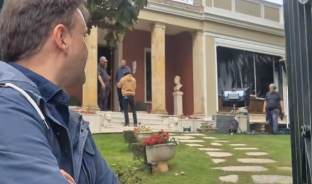 Το…«Παρά Πέντε» επιστρέφει – Δείτε το βίντεο από τα γυρίσματα του επετειακού επεισοδίου