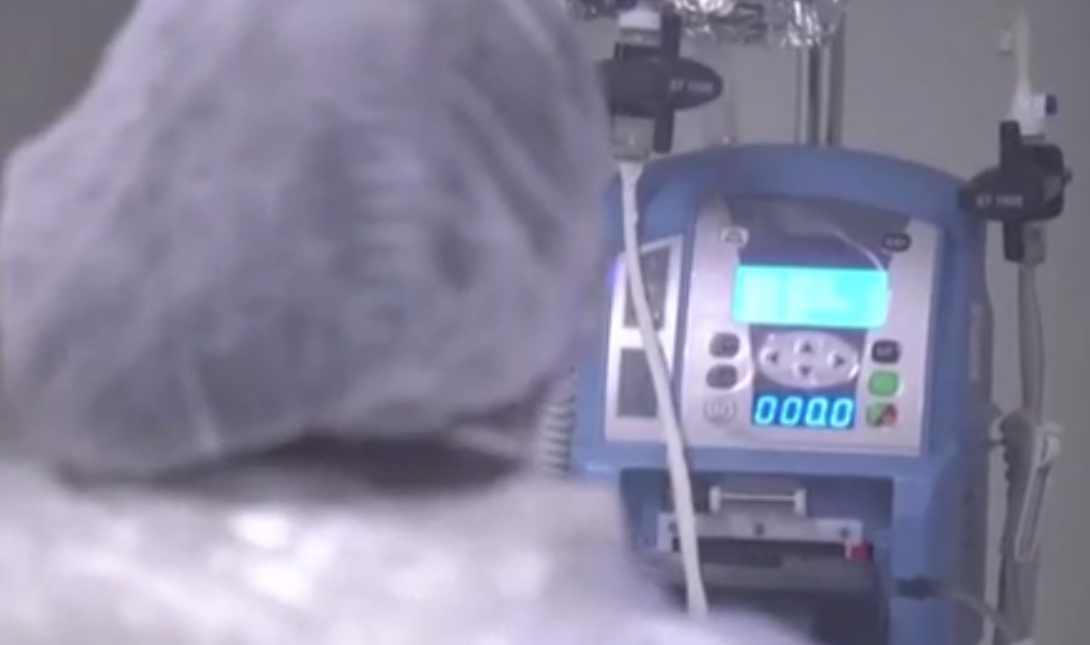 22χρονος κατάπιε ολόκληρο μπέργκερ χωρίς να το μασήσει – Σε κρίσιμη κατάσταση η υγεία του (βίντεο)