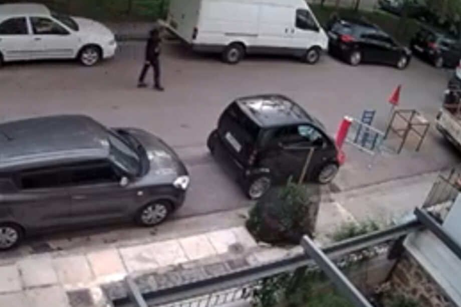 58χρονος νεος κοσμος