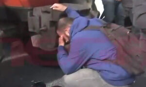 Νίκαια: 54χρονος κτηνοτρόφος έπεσε θύμα ξυλοδαρμού από αστυνομικές δυνάμεις των ΜΑΤ (βίντεο)