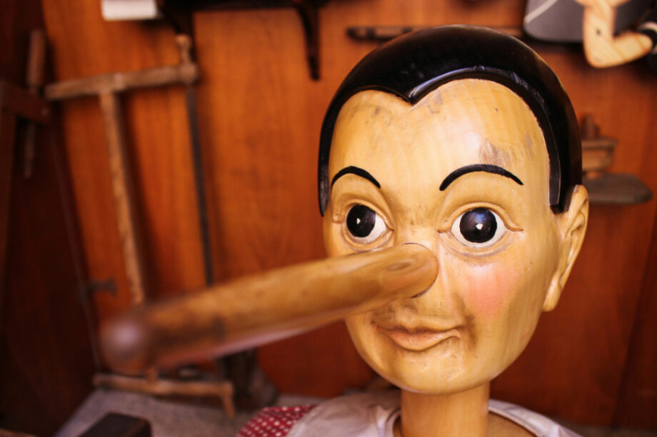 Πινόκιο Ψέματα