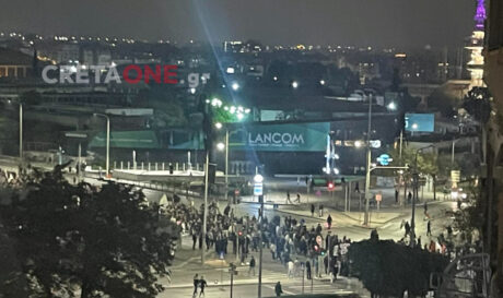 Θεσσαλονίκη: Πλάνα από την πορεία για την επέτειο του Πολυτεχνείου