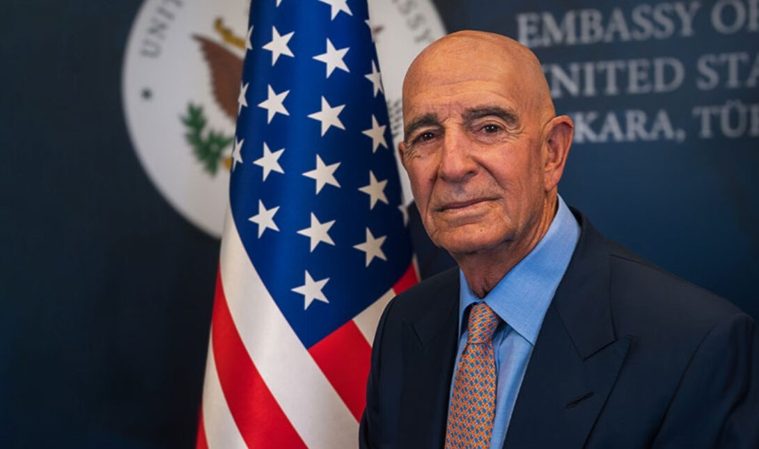 Τομ Μπάρακ Πρέσβης