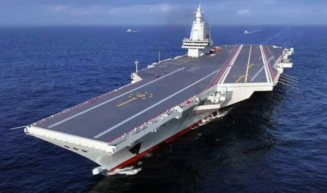 Η Κίνα ρίχνει στη «θάλασσα» το νέο της υπερόπλο – Σε υπηρεσία το τρίτο και πιο σύγχρονο αεροπλανοφόρο της
