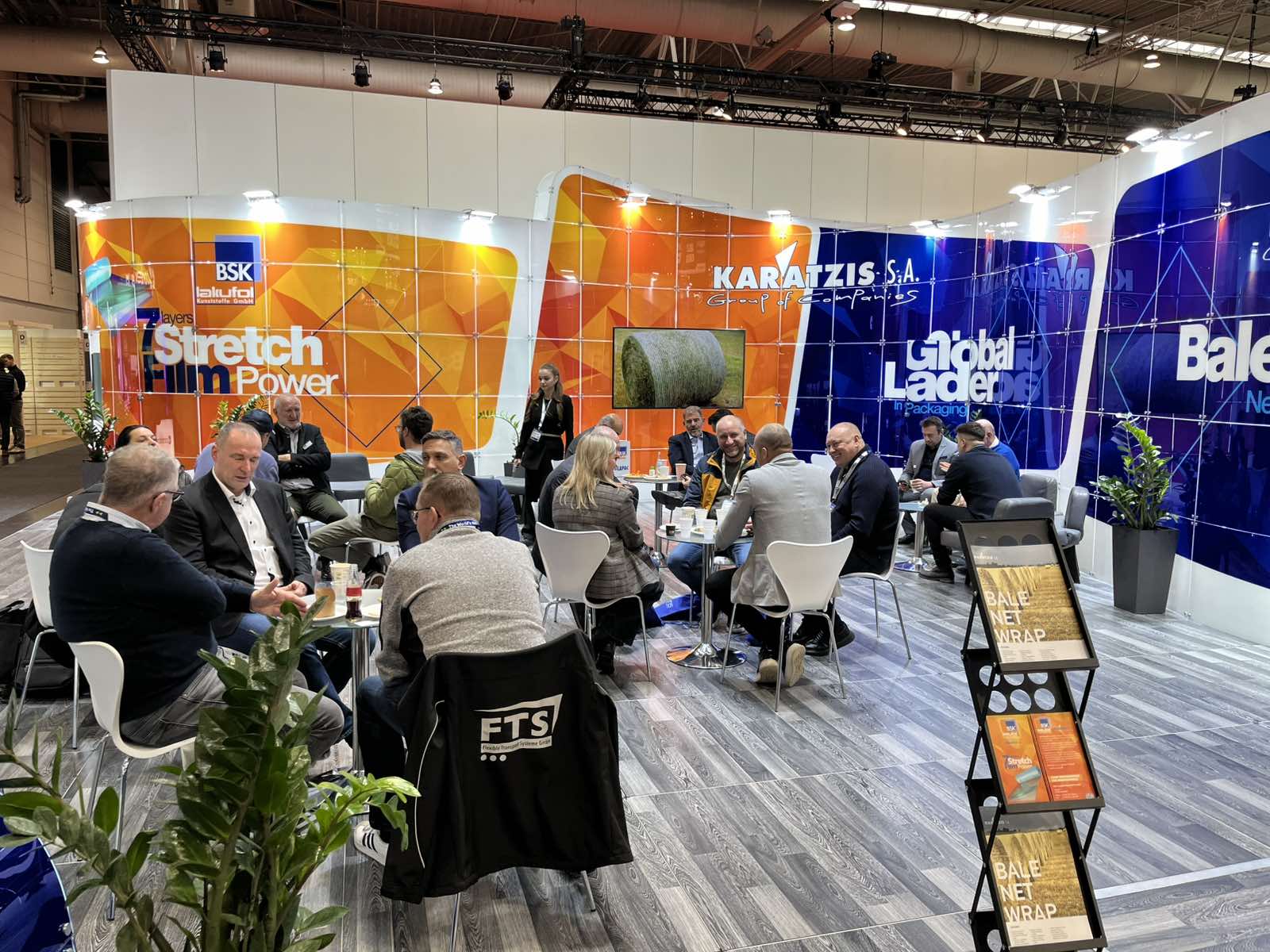 Ο Όμιλος Καράτζη παραμένει αφοσιωμένος στο όραμά του να ενδυναμώνει τη γεωργία παγκοσμίως, μέσα από προηγμένες τεχνολογίες και βιώσιμες λύσεις