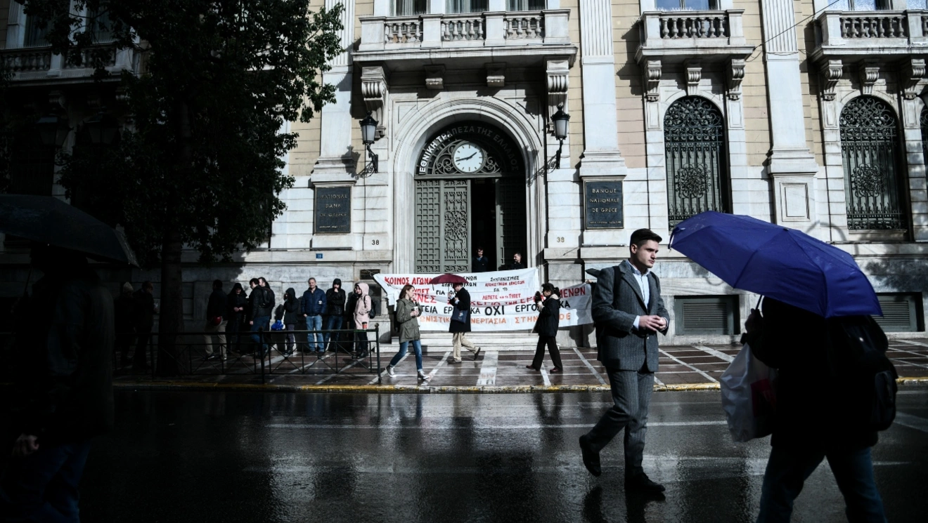 Συλλογικές συμβάσεις: Ποιους αφορούν και τι σημαίνει η επαναφορά τους στην πράξη