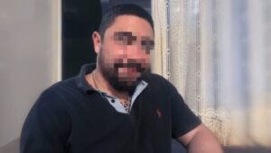 «Σκότωσαν το παιδί μου και το κρέμασαν» – Τι λέει η μητέρα του λιμενικού που βρέθηκε απαγχονισμένος