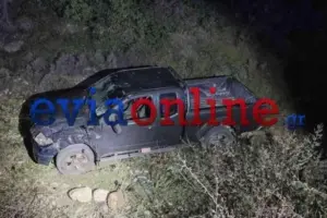 Σοβαρό τροχαίο στην Εύβοια: Αγροτικό έπεσε σε χαράδρα – Δείτε φωτογραφία