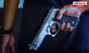 Δεν σταματούν οι μπαλοθιές στην Κρήτη – «Έβγαλαν» πιστόλια σε ρακοκάζανο