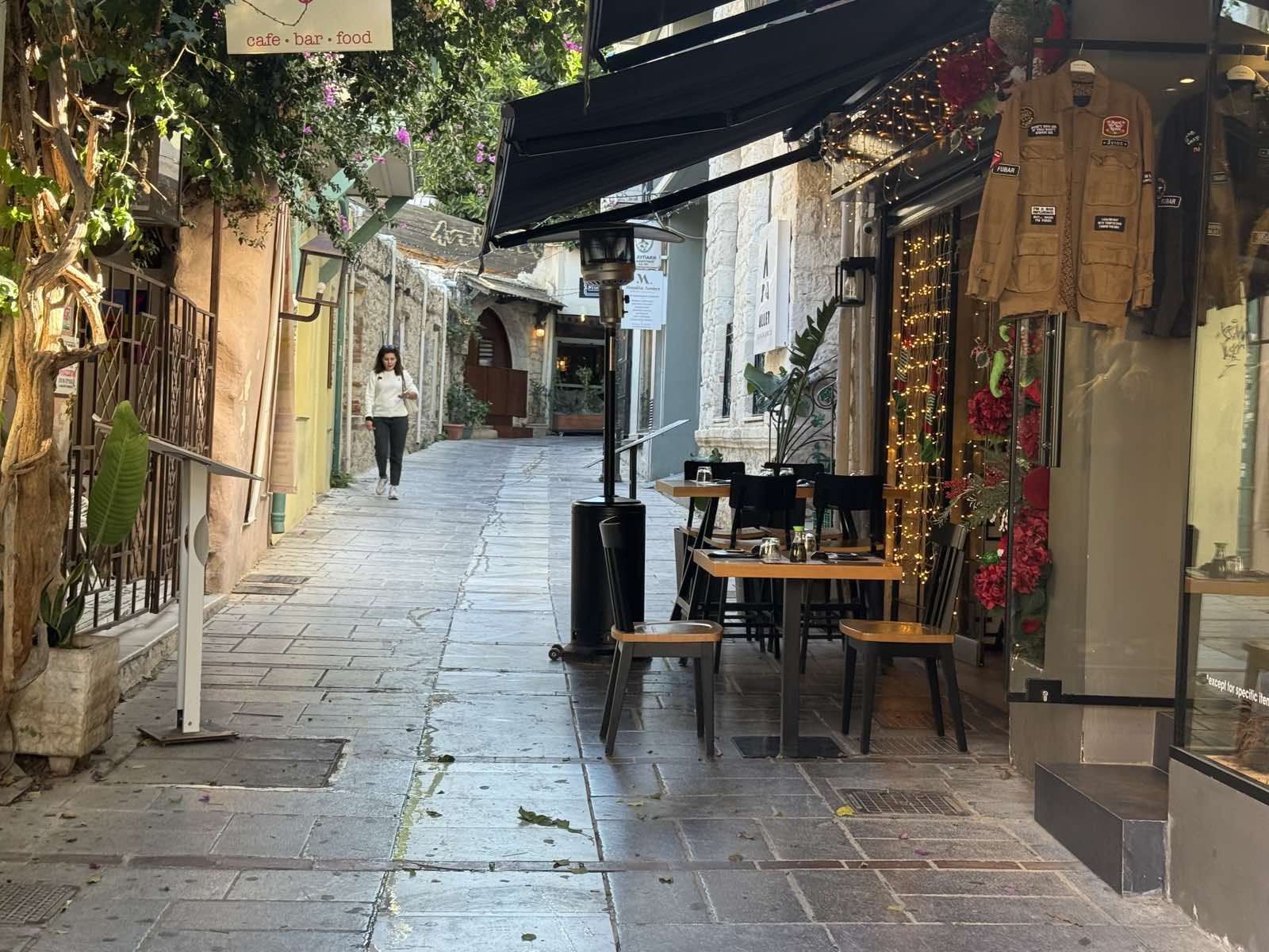 τέλη τραπεζοκαθίσματα