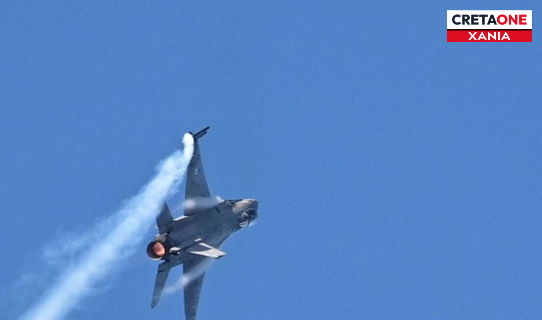 Εικόνες που κόβουν την ανάσα από την επίδειξη στο Ενετικό Λιμάνι Χανίων – Το F-16 της ομάδας Ζευς… από κοντά