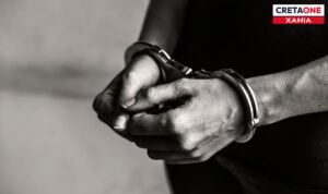 Χανιά: Τον «τσάκωσαν» με ναρκωτικά πάνω του – Χειροπέδες για τον 25χρονο