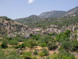 Επιστροφή στον χρόνο: Το εγκαταλελειμμένο χωριό της Κρήτης