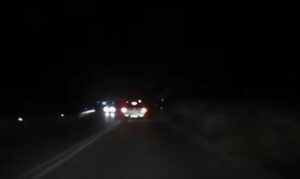 Ηράκλειο: «Δολοφονική» προσπέραση αγροτικού σε δρόμο στις Μοίρες – Δείτε το βίντεο